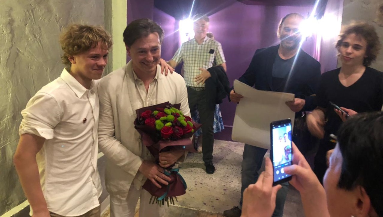 Сергей Безруков Новый Год Сергей Безруков Новый Год